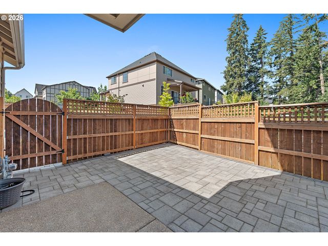 11074 Sw STOCKHOLM Dr, Wilsonville, OR 97070