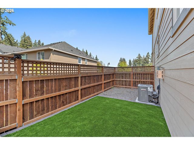 11074 Sw STOCKHOLM Dr, Wilsonville, OR 97070