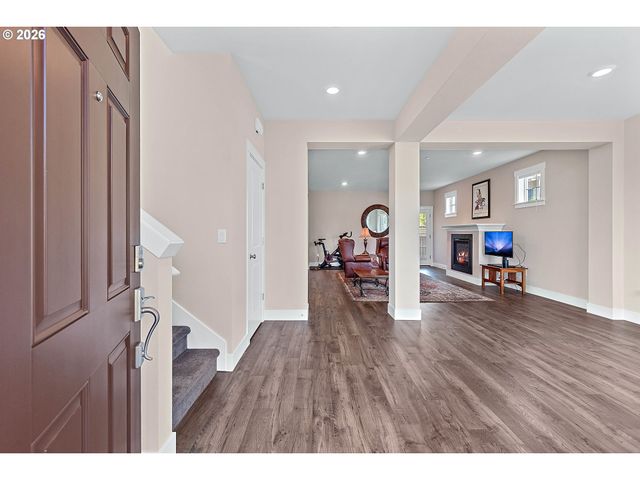 11074 Sw STOCKHOLM Dr, Wilsonville, OR 97070