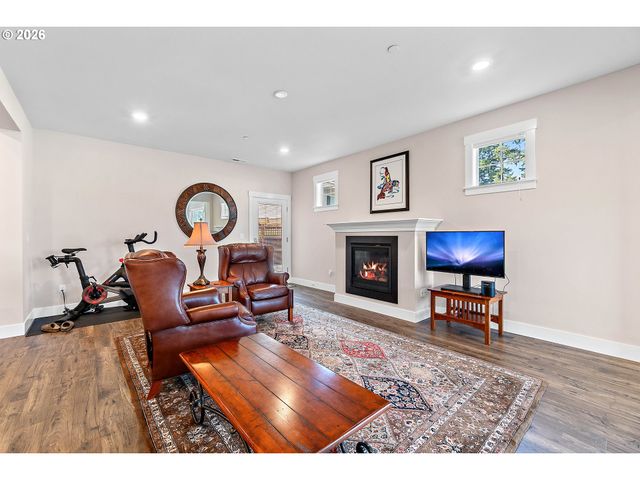 11074 Sw STOCKHOLM Dr, Wilsonville, OR 97070