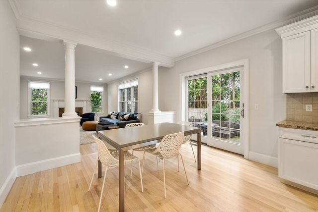 41 Chesterton Rd, Wellesley, MA 02481