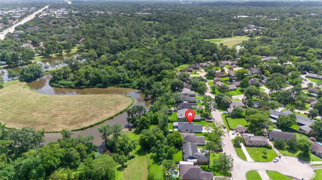 4431 Ravine Drive, Friendswood, TX 77546