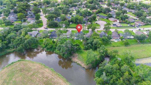 4431 Ravine Drive, Friendswood, TX 77546