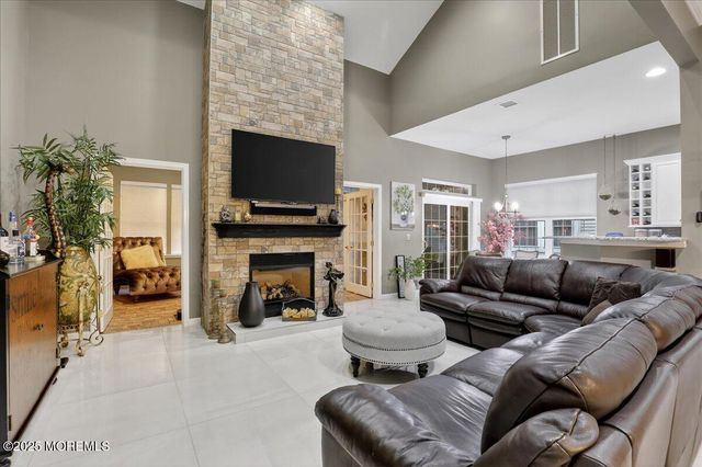 22 Congressional Road, Jackson, NJ 08527