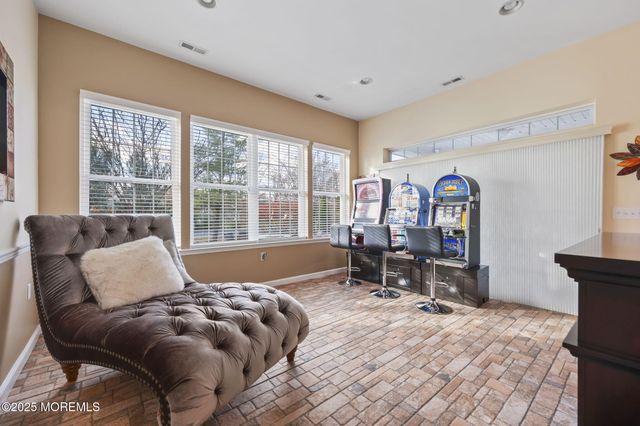 22 Congressional Road, Jackson, NJ 08527