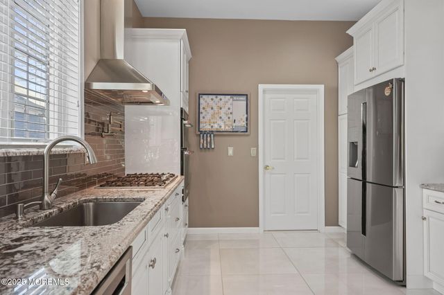 22 Congressional Road, Jackson, NJ 08527