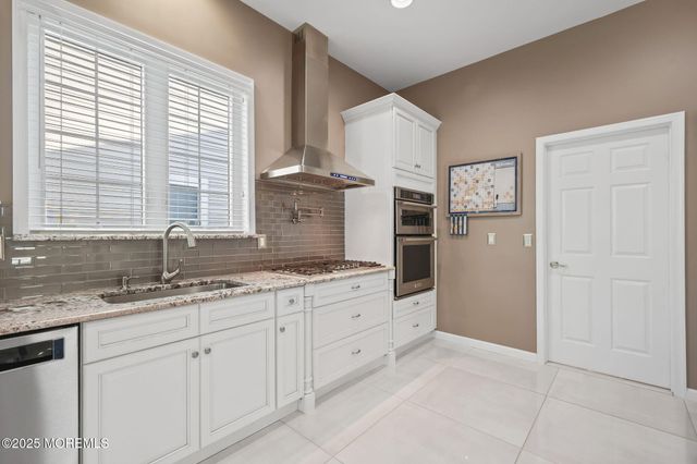 22 Congressional Road, Jackson, NJ 08527