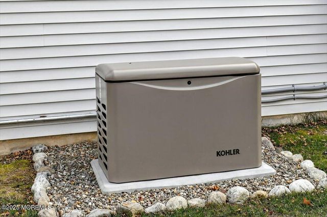 22 Congressional Road, Jackson, NJ 08527