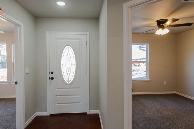 806 E 12th Street, Bonham, TX 75418