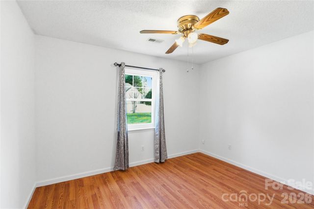 2909 Oakcroft Drive, Matthews, NC 28105