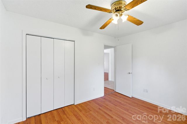 2909 Oakcroft Drive, Matthews, NC 28105