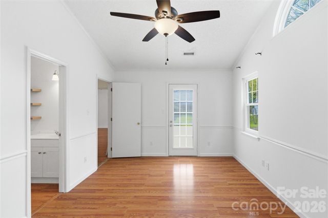 2909 Oakcroft Drive, Matthews, NC 28105