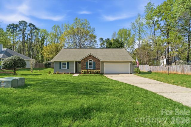 2909 Oakcroft Drive, Matthews, NC 28105