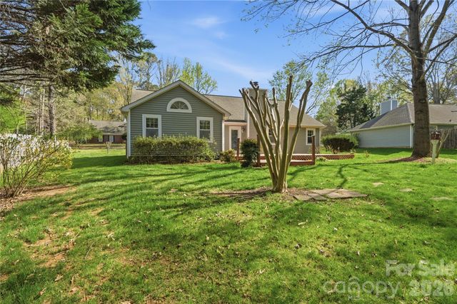 2909 Oakcroft Drive, Matthews, NC 28105