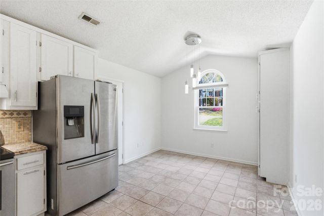 2909 Oakcroft Drive, Matthews, NC 28105