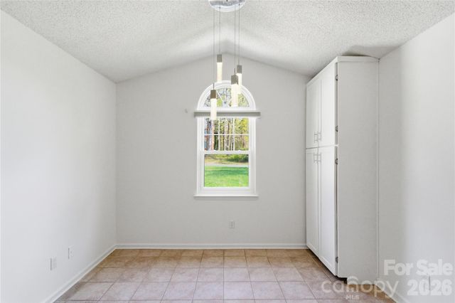 2909 Oakcroft Drive, Matthews, NC 28105