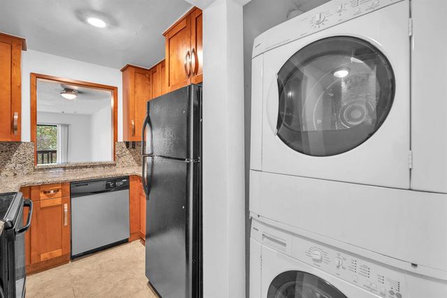1021 Mockingbird Lane 303, Plantation, FL 33324