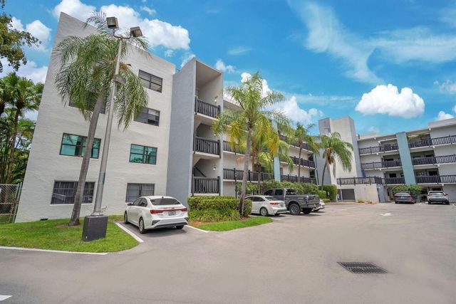 1021 Mockingbird Lane 303, Plantation, FL 33324