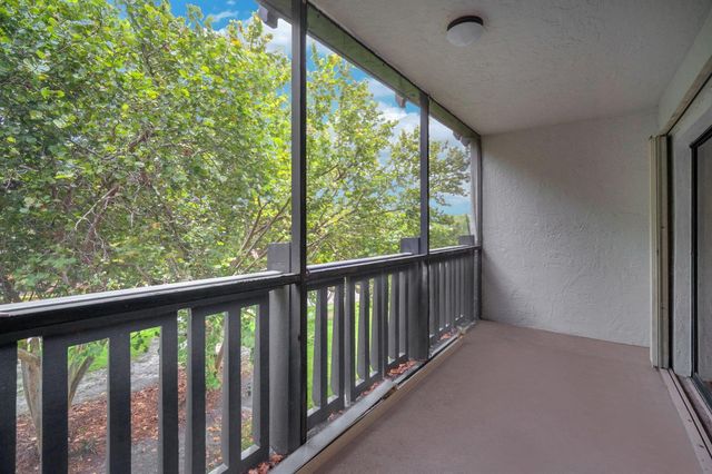 1021 Mockingbird Lane 303, Plantation, FL 33324