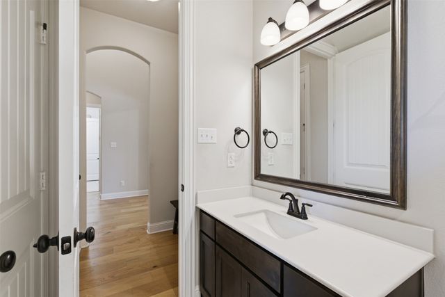 3801 Grove Valley Road, Midlothian, TX 76065