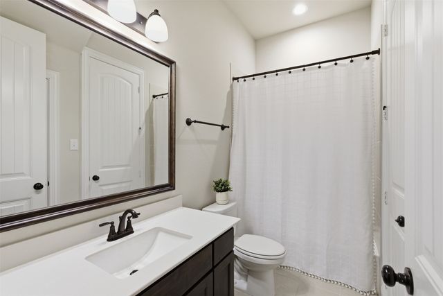 3801 Grove Valley Road, Midlothian, TX 76065
