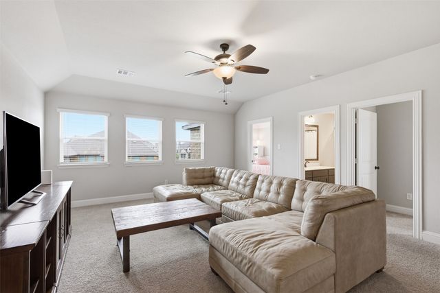 3801 Grove Valley Road, Midlothian, TX 76065
