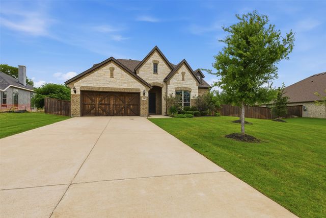 3801 Grove Valley Road, Midlothian, TX 76065