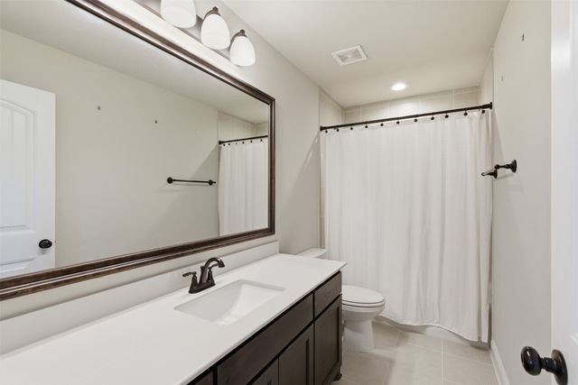 3801 Grove Valley Road, Midlothian, TX 76065