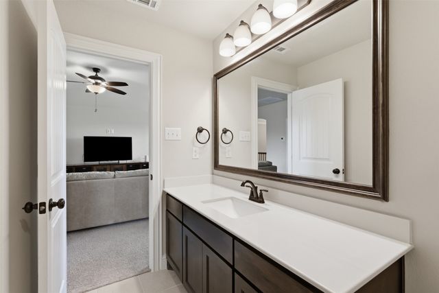 3801 Grove Valley Road, Midlothian, TX 76065