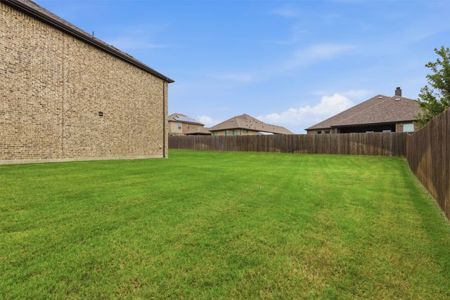3801 Grove Valley Road, Midlothian, TX 76065