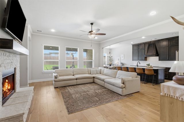 3801 Grove Valley Road, Midlothian, TX 76065