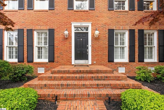 21 Oak Crest Court, Greenville, SC 29605