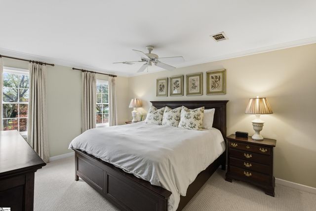 21 Oak Crest Court, Greenville, SC 29605