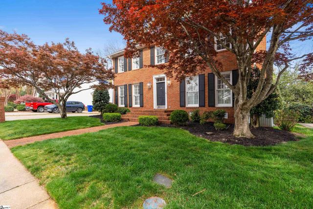 21 Oak Crest Court, Greenville, SC 29605