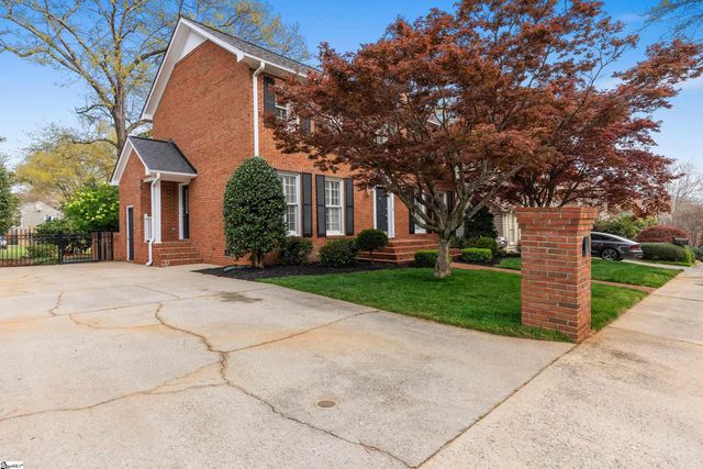 21 Oak Crest Court, Greenville, SC 29605