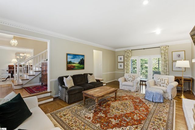 21 Oak Crest Court, Greenville, SC 29605