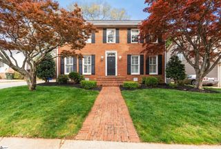 21 Oak Crest Court, Greenville, SC 29605