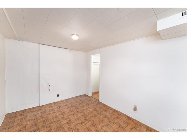 2818 Templeton Gap Rd, Colorado Springs, CO 80907