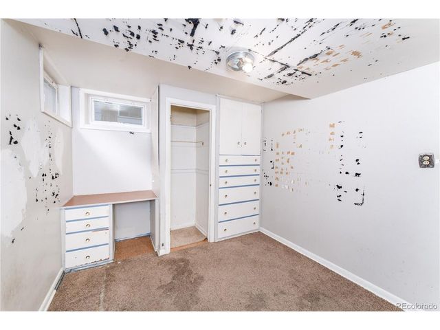 2818 Templeton Gap Rd, Colorado Springs, CO 80907