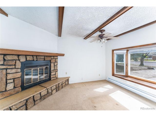2818 Templeton Gap Rd, Colorado Springs, CO 80907