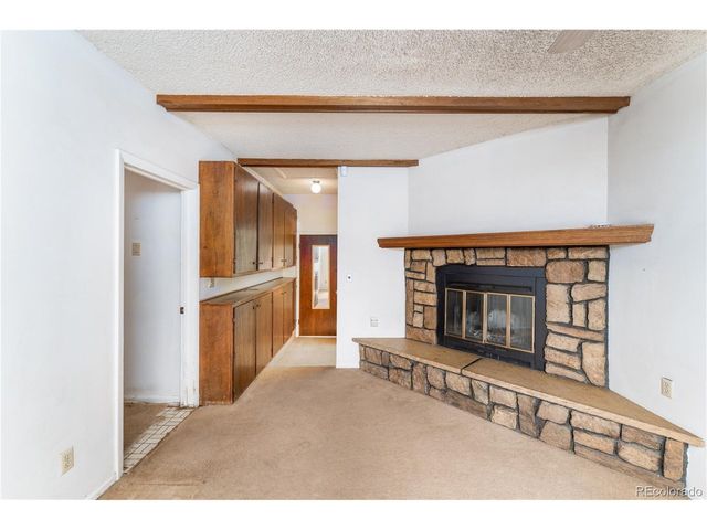 2818 Templeton Gap Rd, Colorado Springs, CO 80907