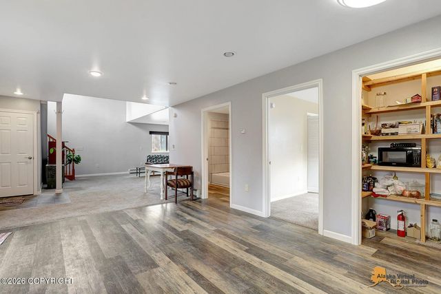 6400 N Weltin Way, Palmer, AK 99645