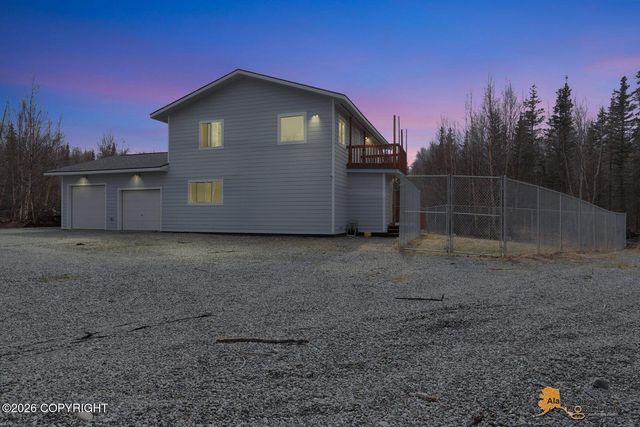 6400 N Weltin Way, Palmer, AK 99645