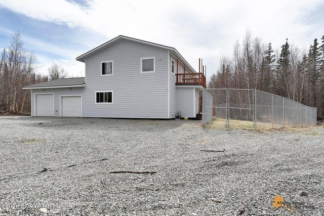 6400 N Weltin Way, Palmer, AK 99645
