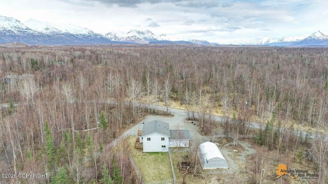 6400 N Weltin Way, Palmer, AK 99645