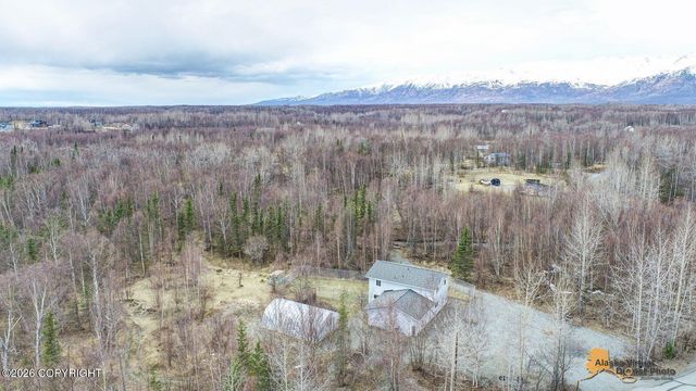 6400 N Weltin Way, Palmer, AK 99645