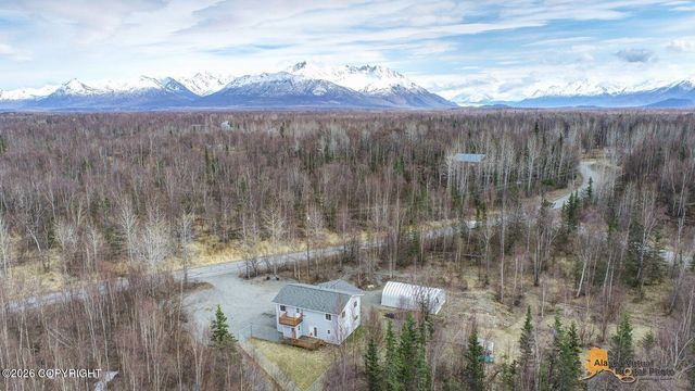 6400 N Weltin Way, Palmer, AK 99645
