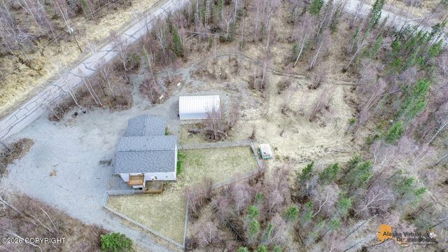 6400 N Weltin Way, Palmer, AK 99645