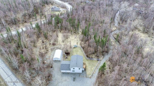 6400 N Weltin Way, Palmer, AK 99645