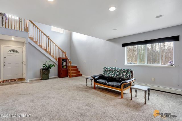 6400 N Weltin Way, Palmer, AK 99645